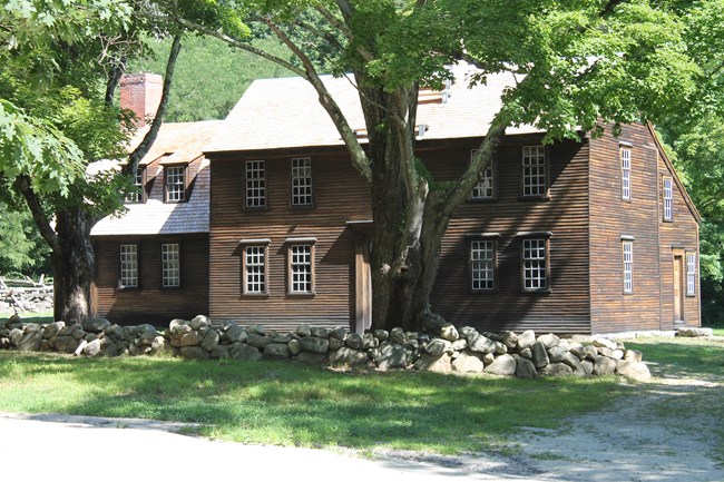 Trail at Hartwell Tavern